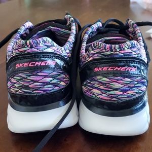 Skechers Lightweight Memory Foam